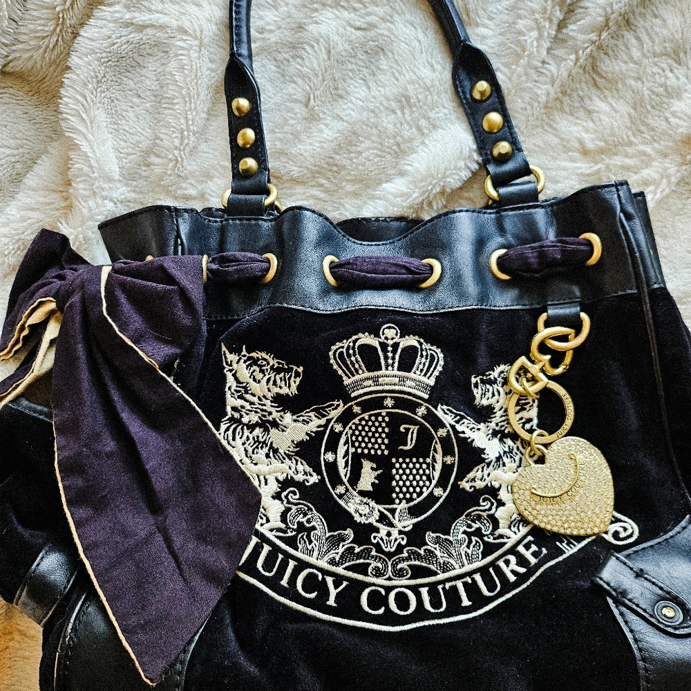 Juicy Couture Black Daydreamer Bag